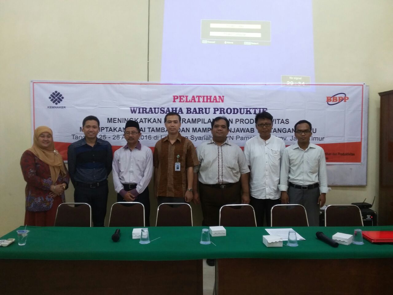 Pembukaan Kegiatan Pelatihan Wira Usaha Baru Produktif Kerjasama Laboratorium Syariah Dan Kementerian Tenaga Kerja RI