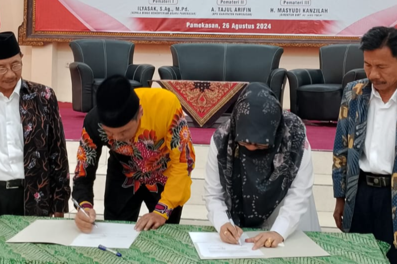 PEMBEKALAN PPM FAKULTAS SYARIAH DAN PENANDATANGANAN MOU BERSAMA BMT NU JAWA TIMUR 2024