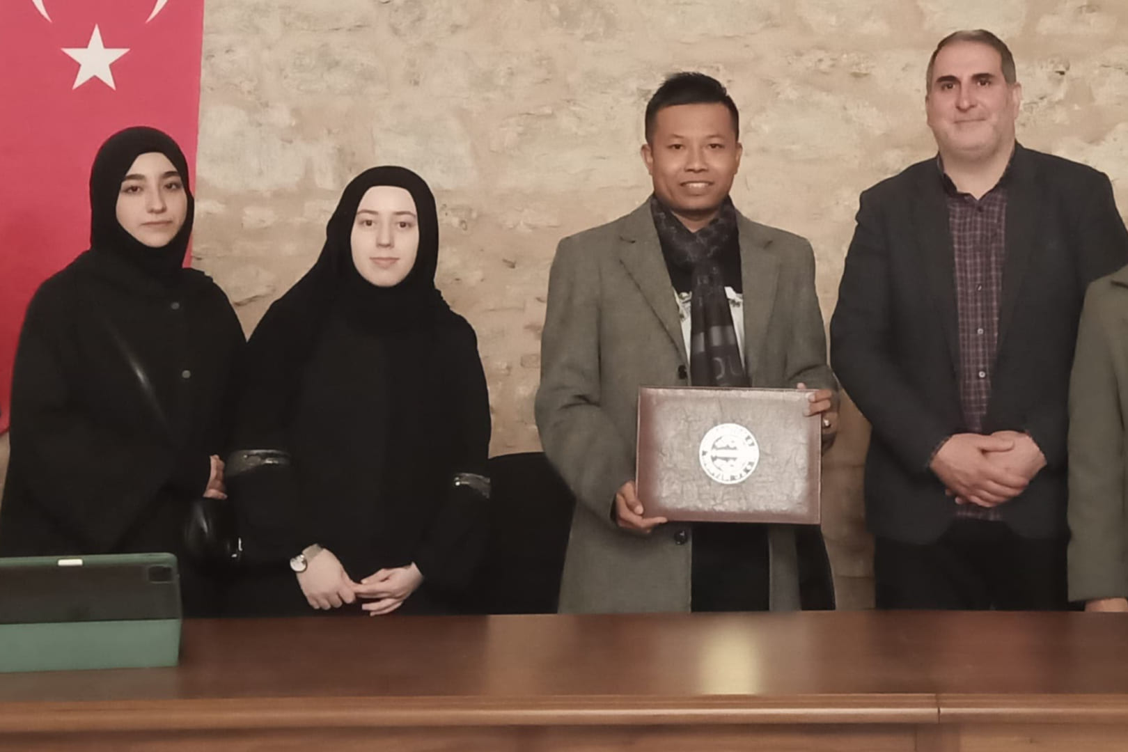 RISET FIKIH MITIGASI DAN PERAN OTORITAS FATWA, DOSEN FAKULTAS SYARI’AH IAIN MADURA DIUNDANG VISITING FELLOWSHIP DI UNIVERSITAS ISTANBUL