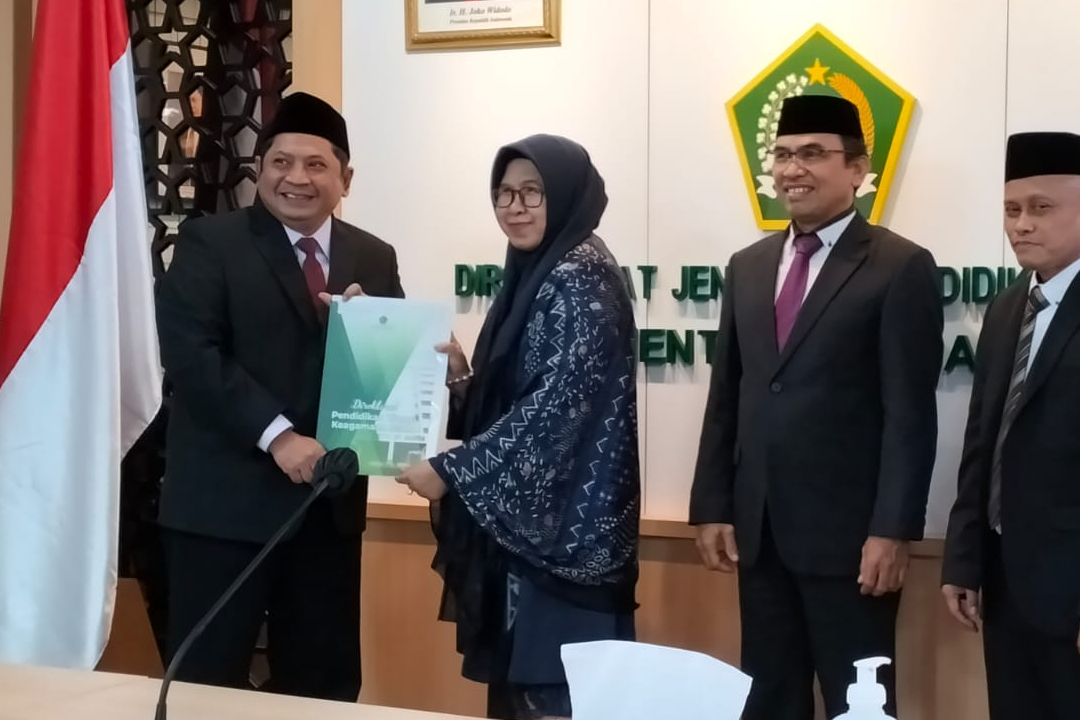 TAKDIR GURU BESAR FAKULTAS SYARIAH IAIN MADURA 2023